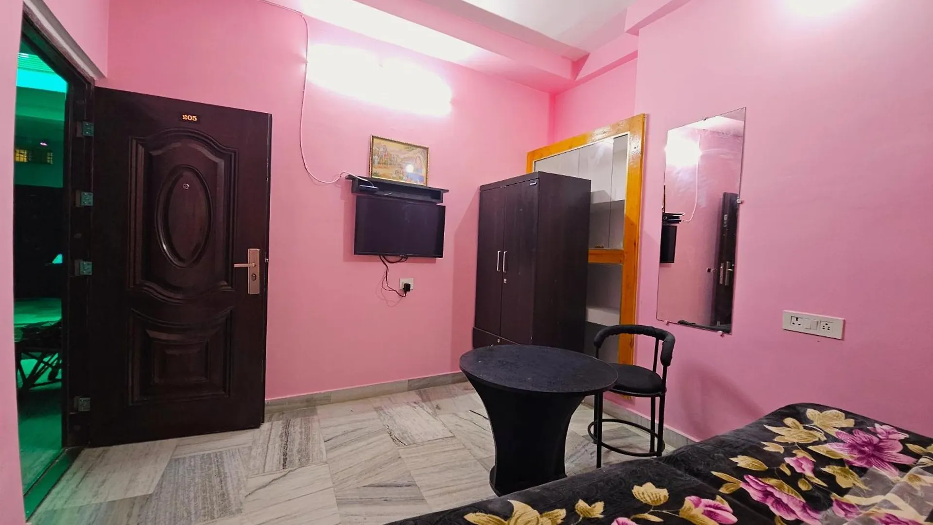 Banjara House Hostel Varanasi India